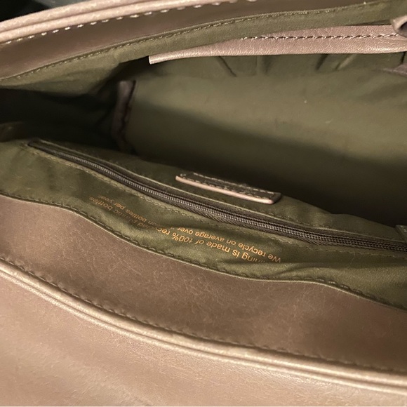 Matt & Nat Crossbody Shoulder Bag - Vegan Leather - Picture 7 of 8